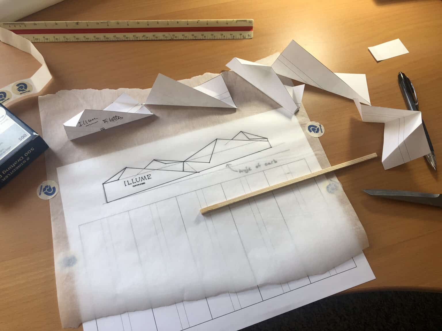 Planning Design of Illume Origami Structure