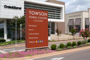 Towson Town Center Identification and Wayfinding