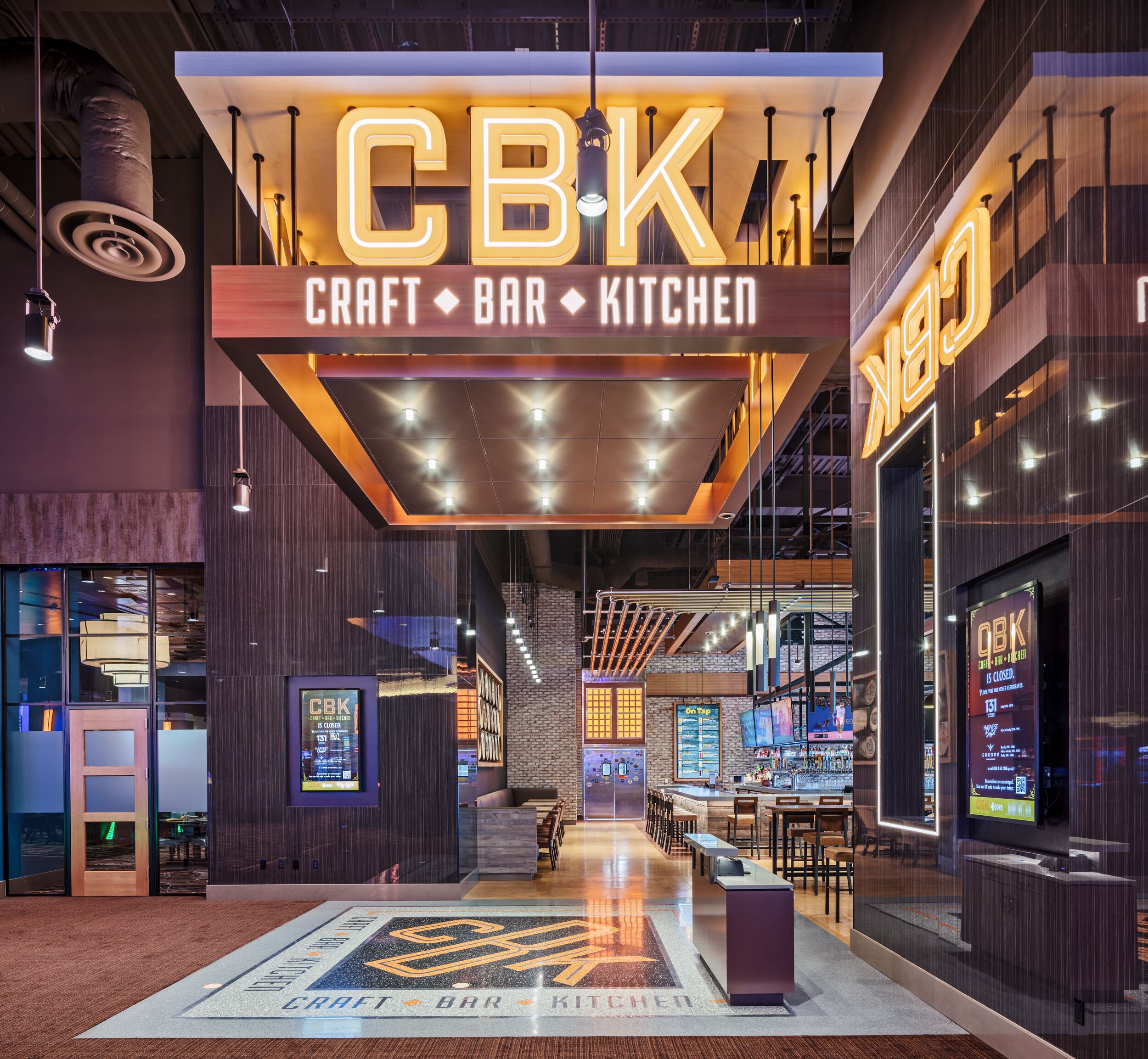 CBK 4-sided ceiling-mounted fixture at Gun Lake Casino