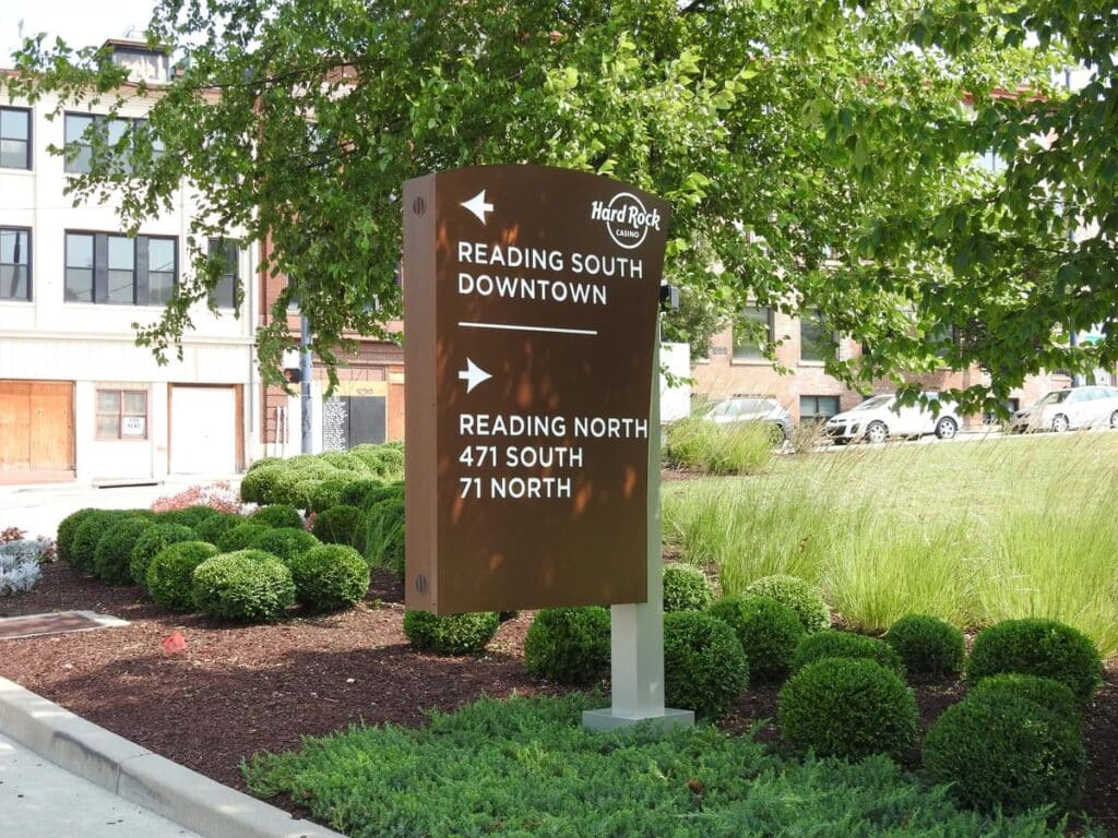 Reading Hospital directional monument sign with healthcare wayfinding and exterior signage by Gable.