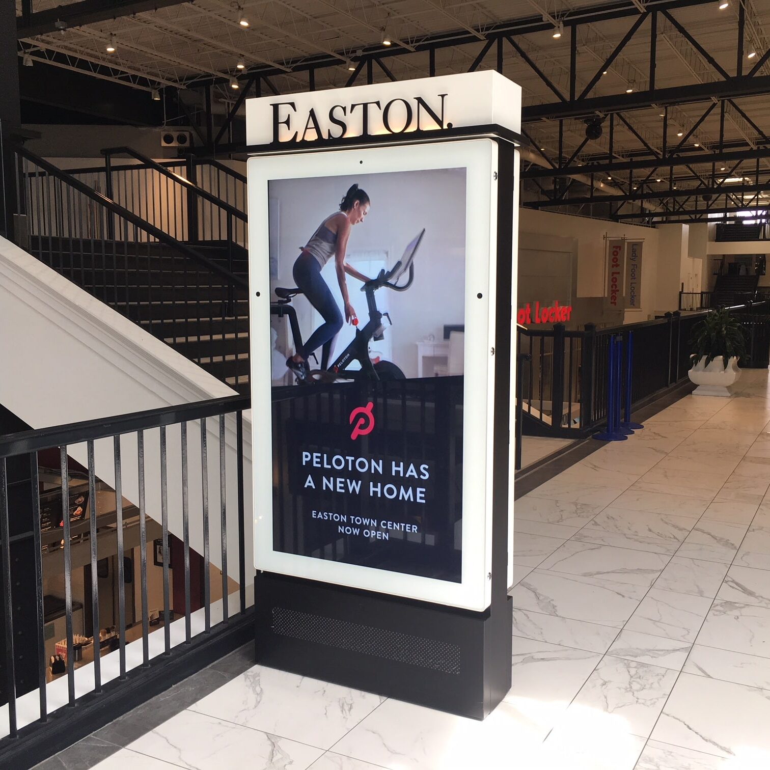 Easton indoor digital kiosk with retail advertising and customer wayfinding signage by Gable.